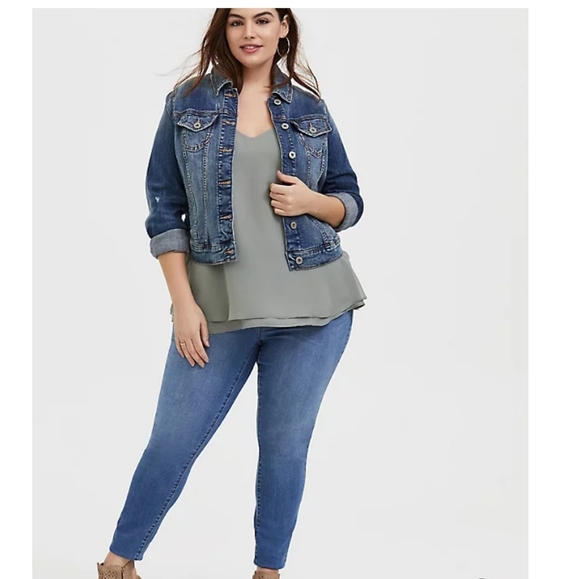 NWT Torrid Sophie Sage Green Chiffon Cami - Picture 4 of 7